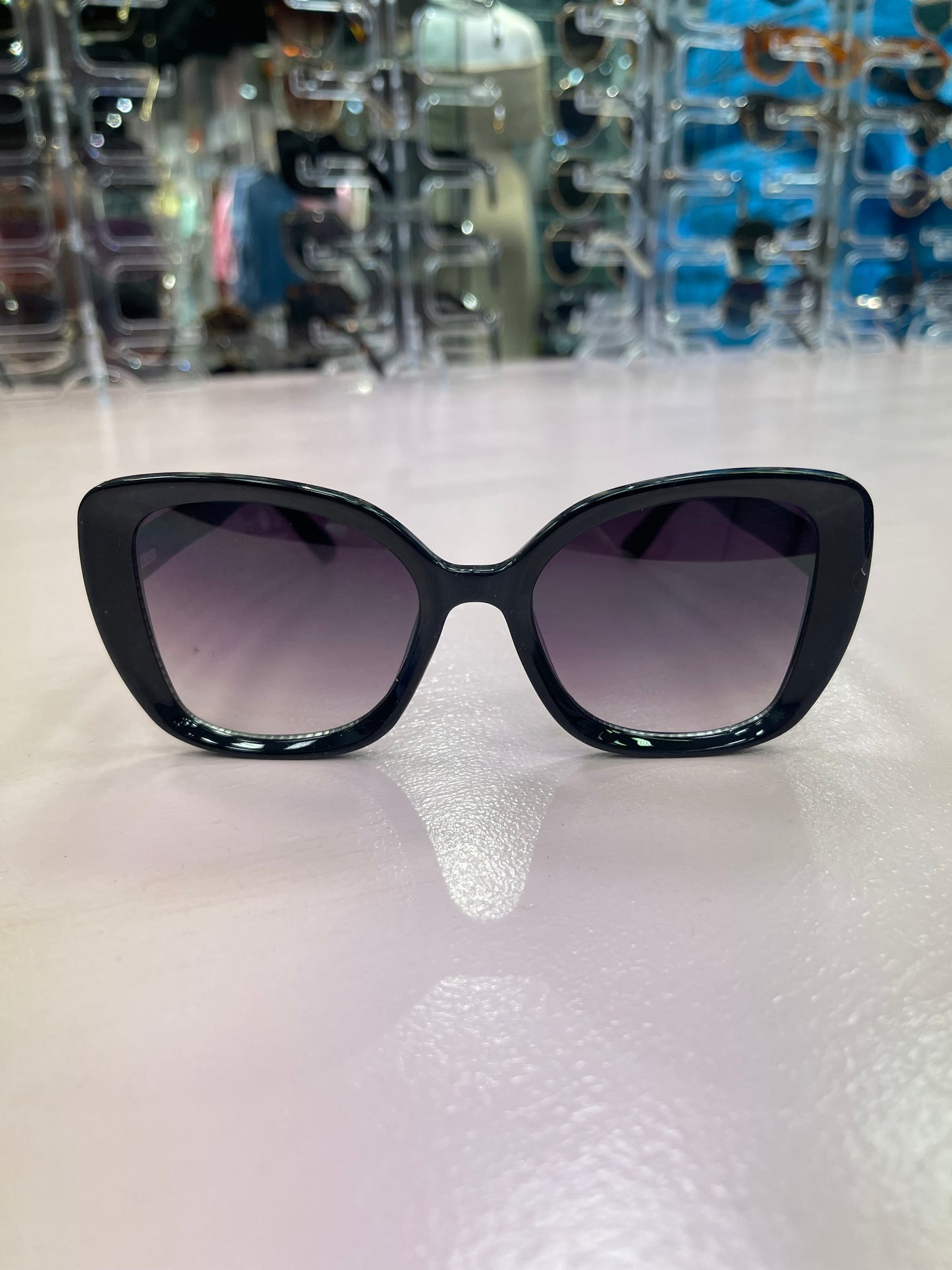 NINA SUNGLASS - BLACK