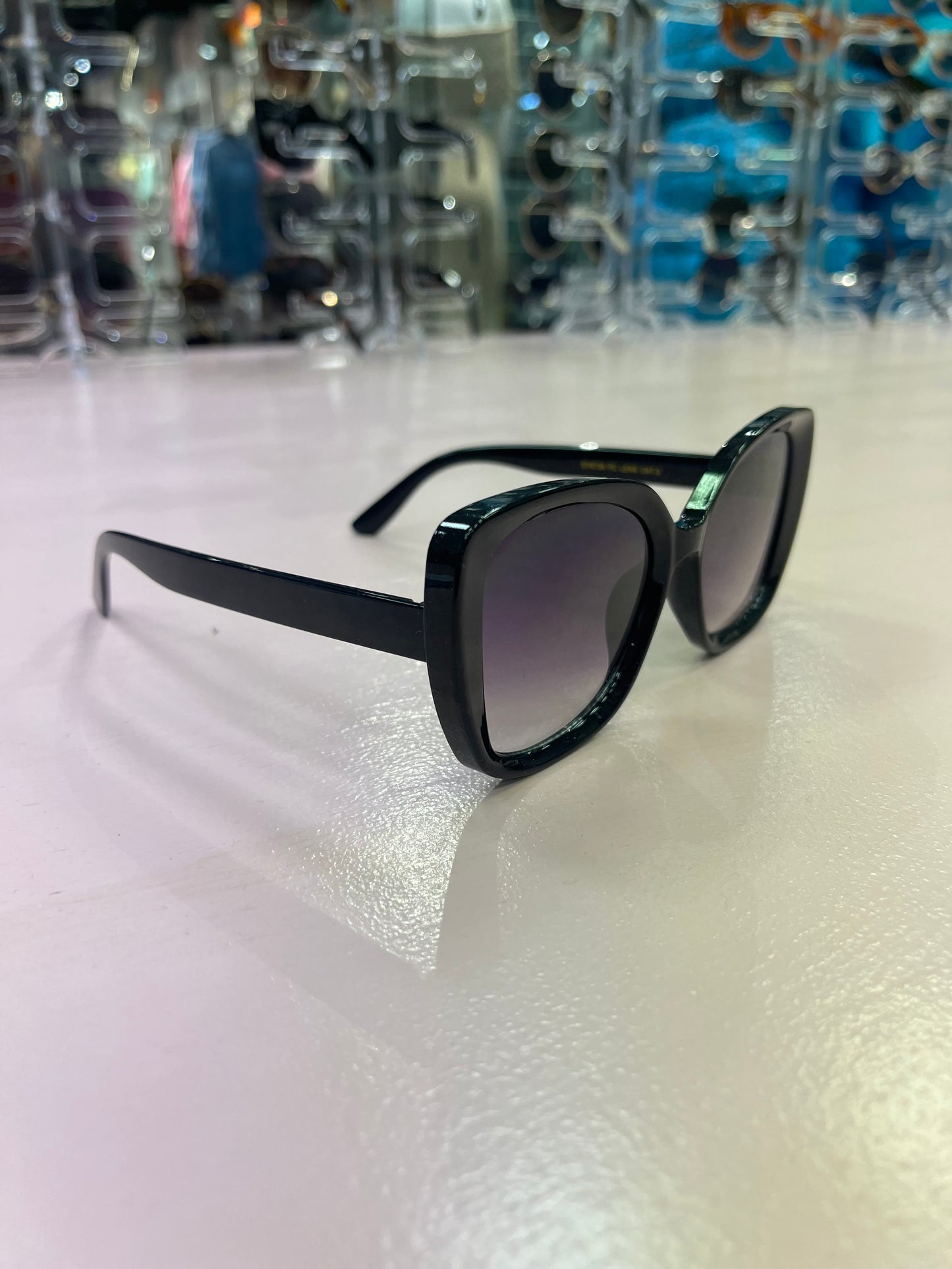 NINA SUNGLASS - BLACK