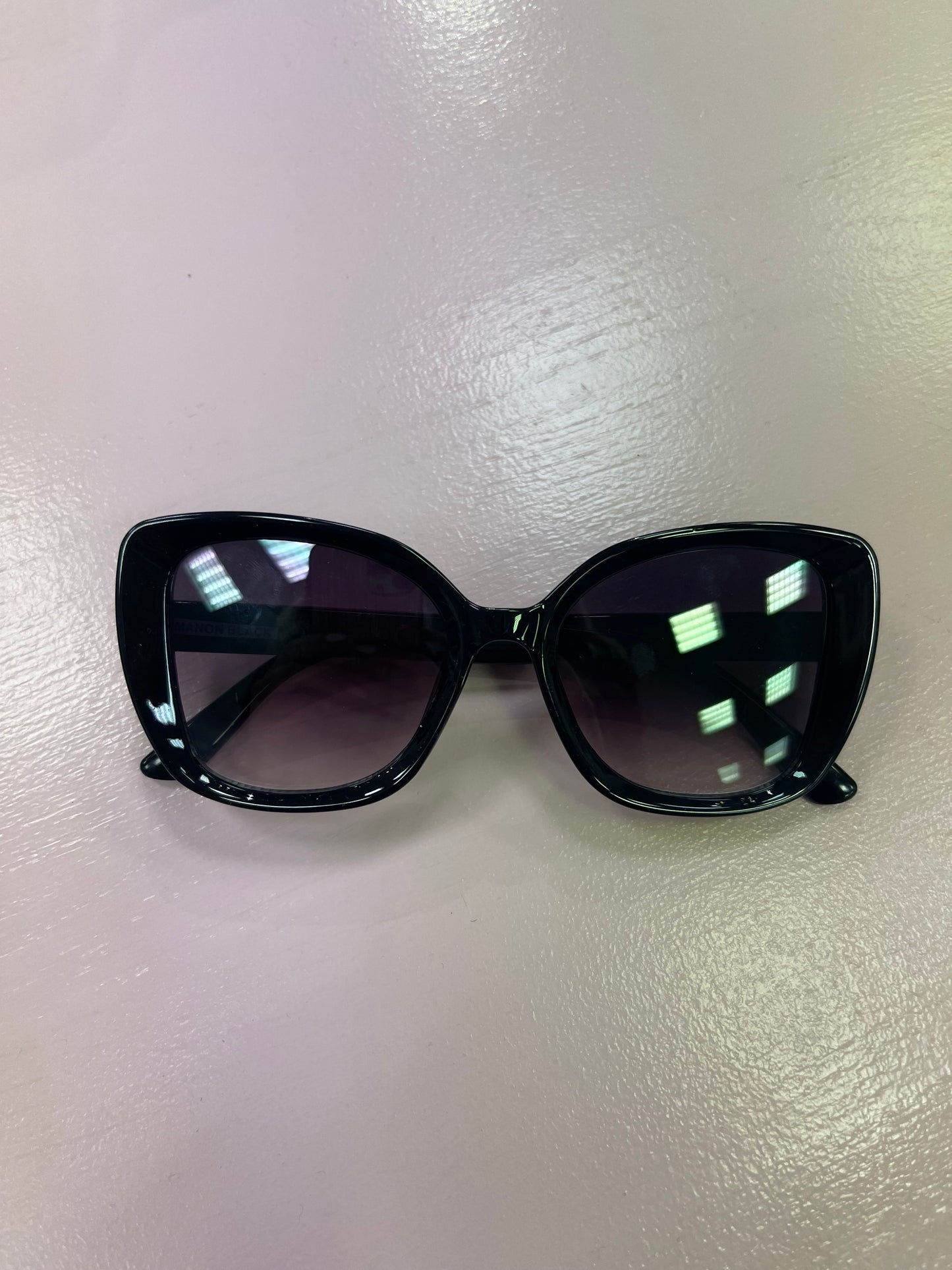 NINA SUNGLASS - BLACK