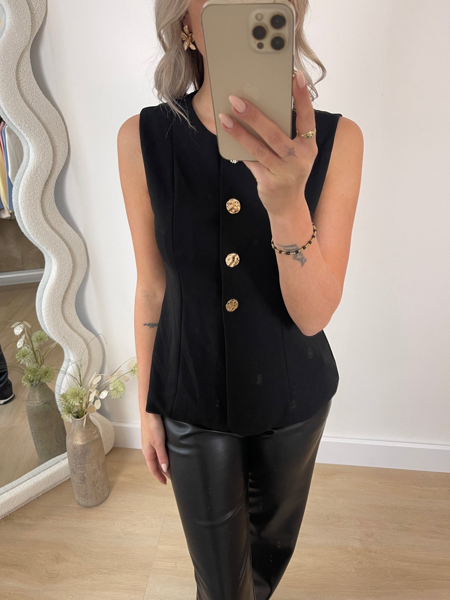 CHLOE GILET