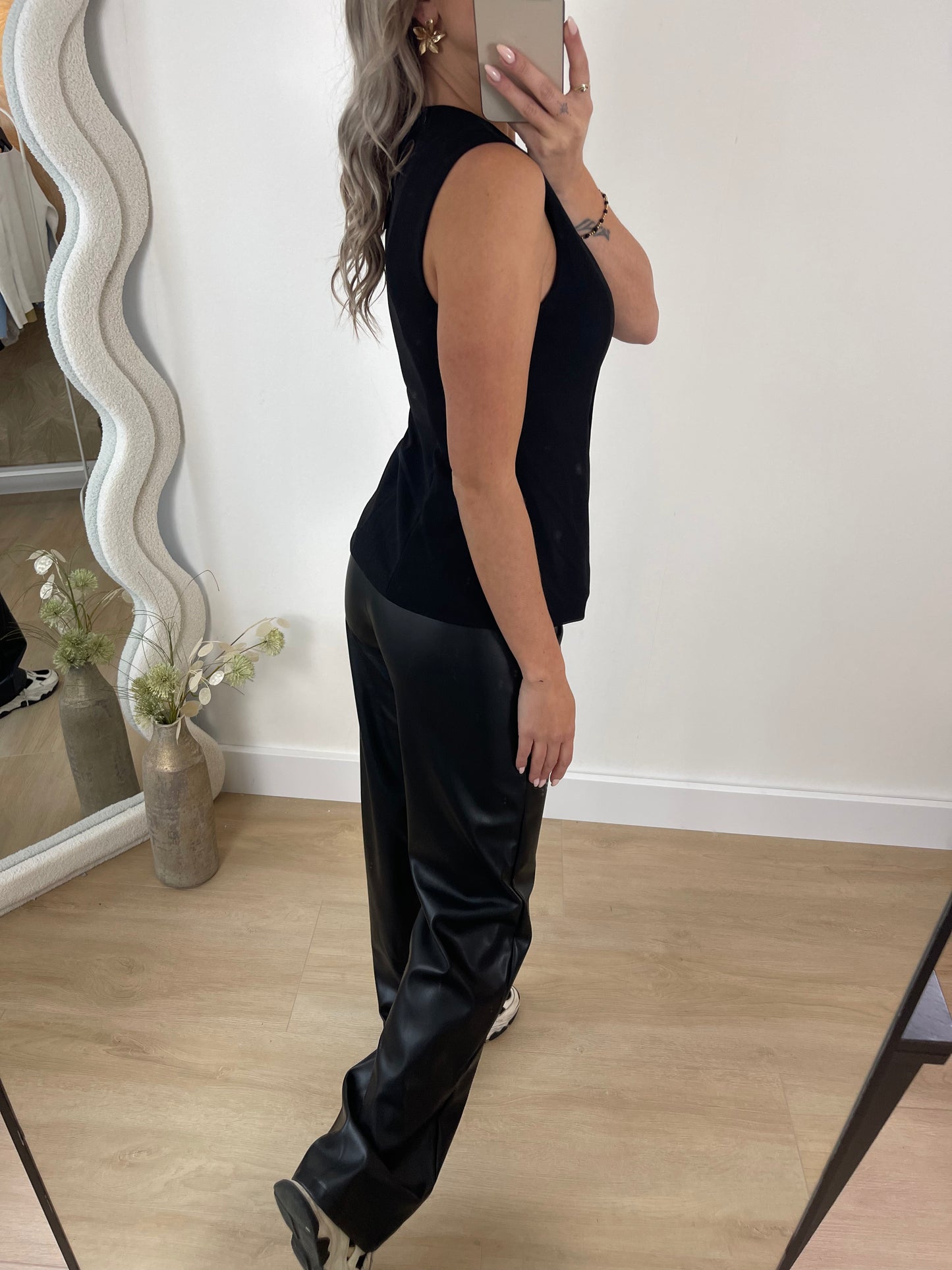 CHLOE GILET