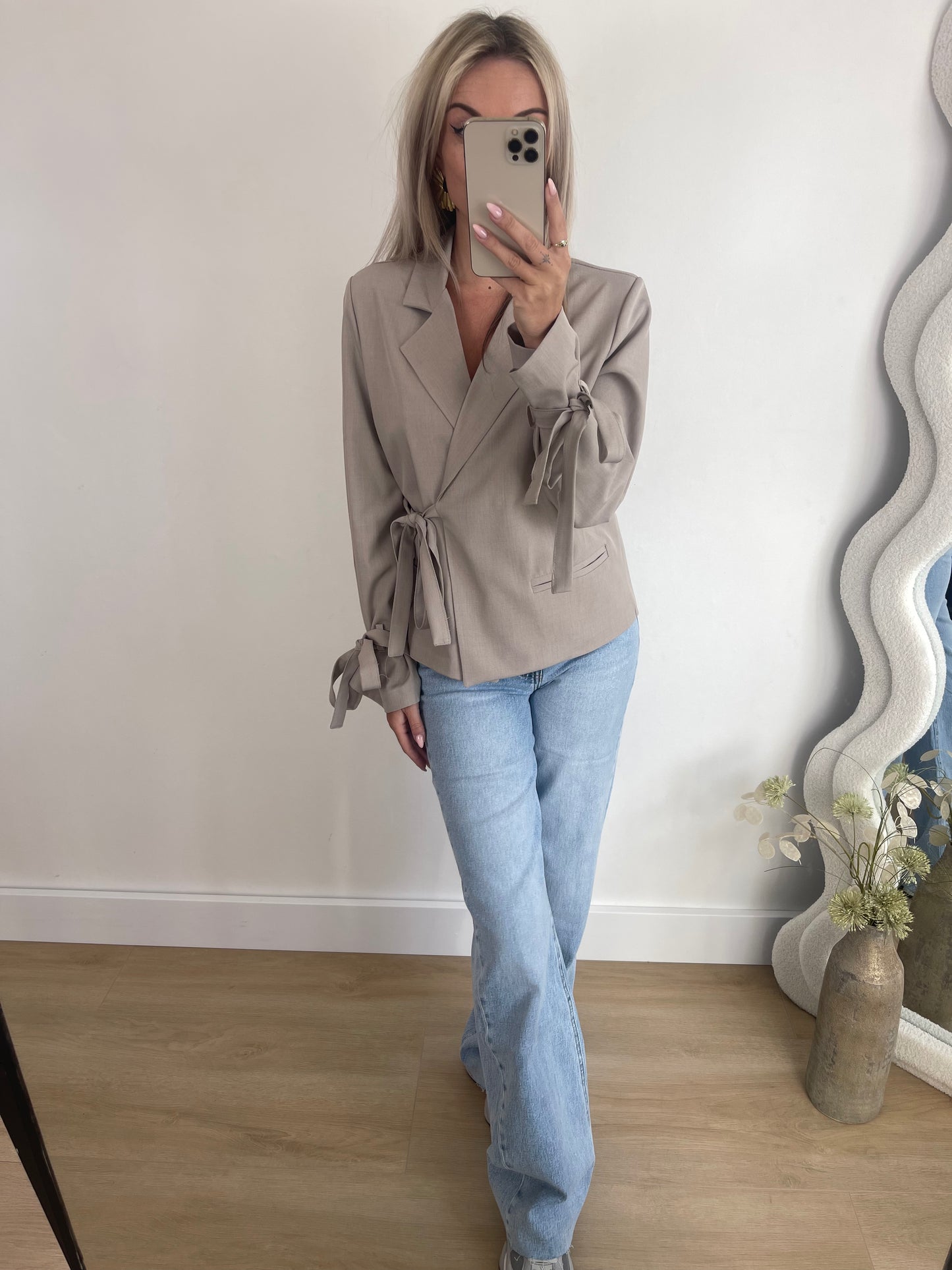 HOLLY STRIK TOP - TAUPE