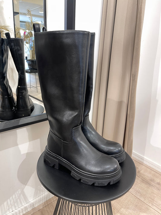 ZARA BOOTS